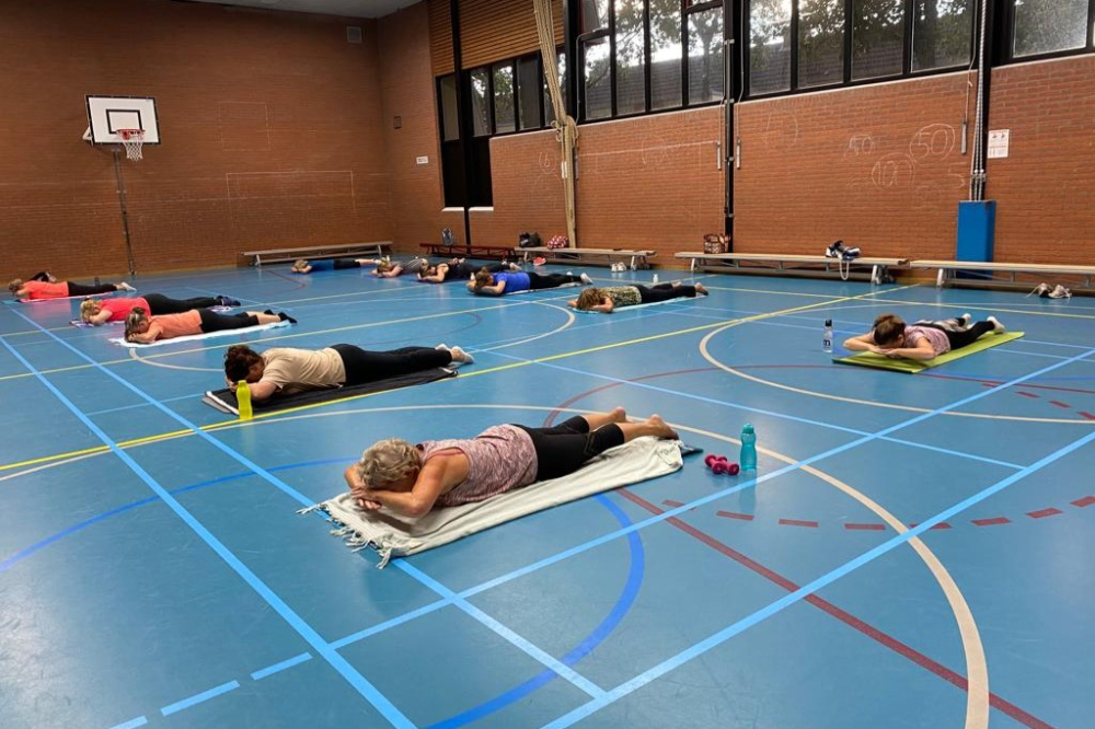 avanti turnen dans gymnastiek Foto Pilates